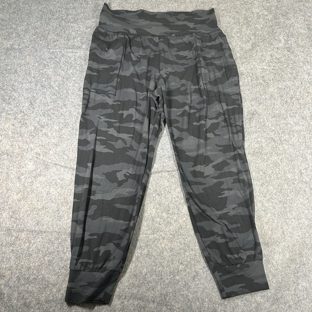 Athleta Pants Women Large Petite Salutation Camo Jogger Athleisure High Rise